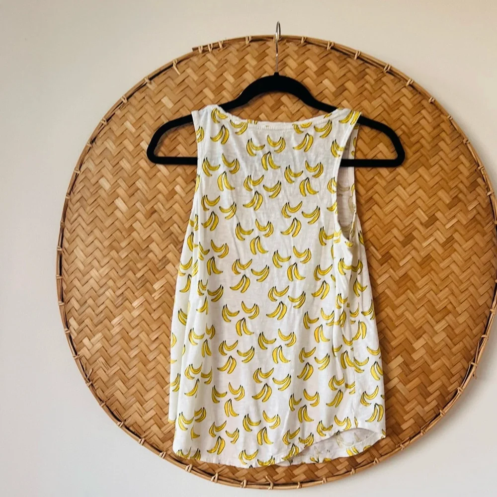 LUCKY BRAND BANANA SCOOP NECK TANK TOP CURVED HEM TROPICAL‎ VACATION SUMMER